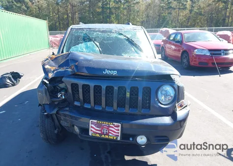 2014 Jeep Patriot Latitude z USA, uszkodzony, nr VIN 1C4NJRFB3ED821044